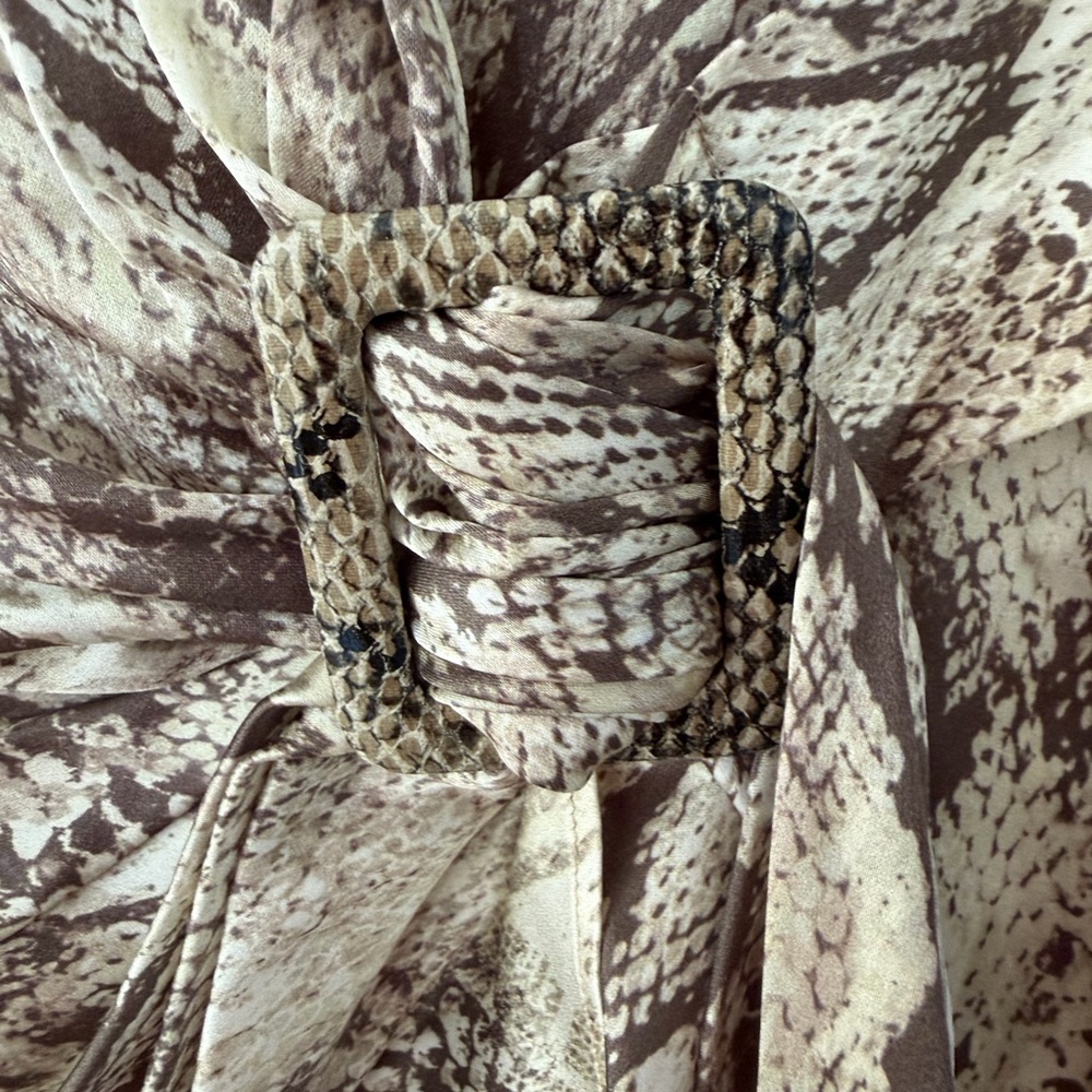 L'AGENCE Neutral Snakeskin Silk Blouse - Picture 4 of 5